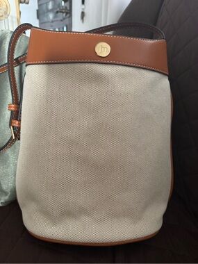 NWOT jm Canvas and Tan Leather Bucket Bag